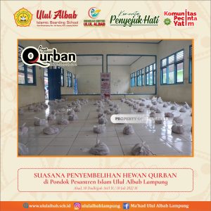 19-Suasana-Pemotongan-Hewan-Qurban