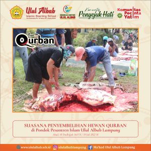 2-Suasana-Pemotongan-Hewan-Qurban