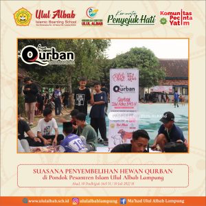 6-Suasana-Pemotongan-Hewan-Qurban